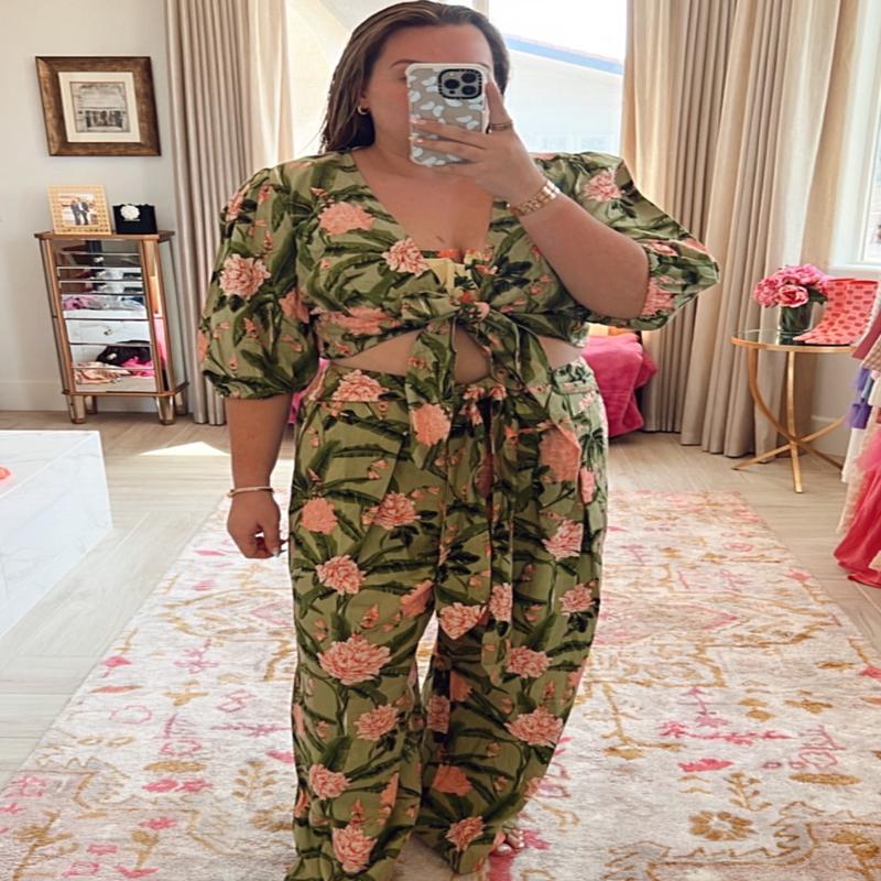 Agua Bendita x Target Large Peony Print Wide Leg Pants NWT- Size XL (sold out online, we have matching top and towel)