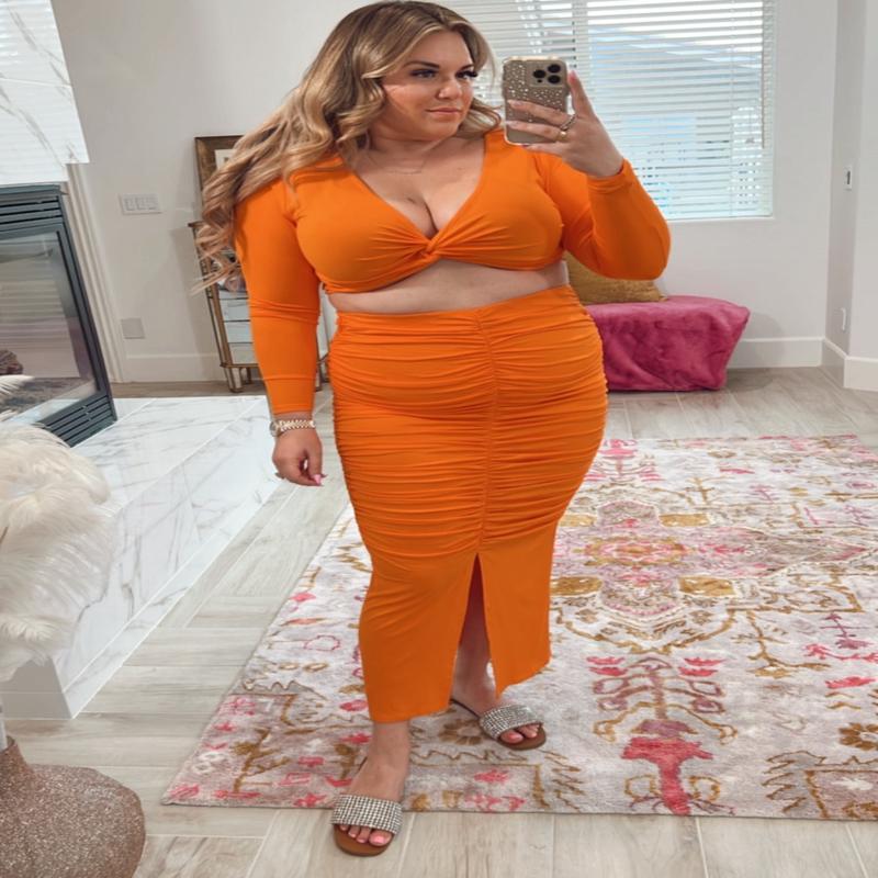 Eloquii Neon Orange Front Twist Crop Top NWT- Size 14/16 (we have matching skirt)