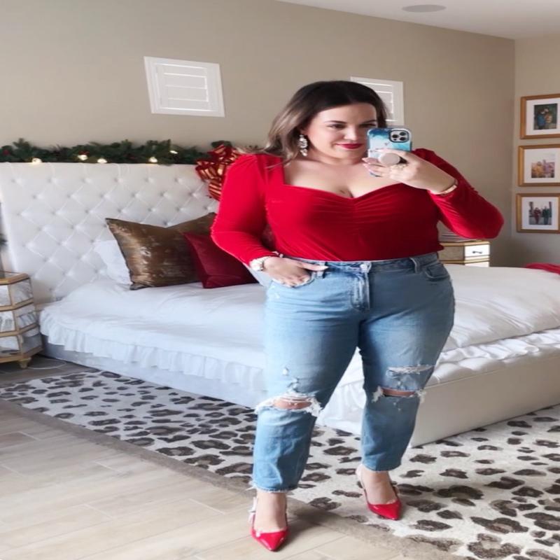 ELOQUII Red Velvet Bodysuit – Size 14/16 (Sold Out Online!)